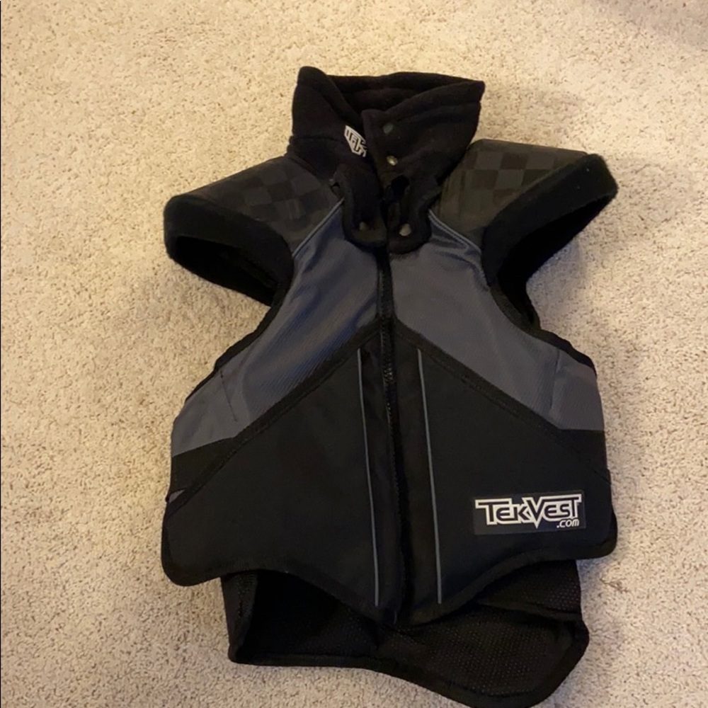 Tekvest snowmobile protective vest